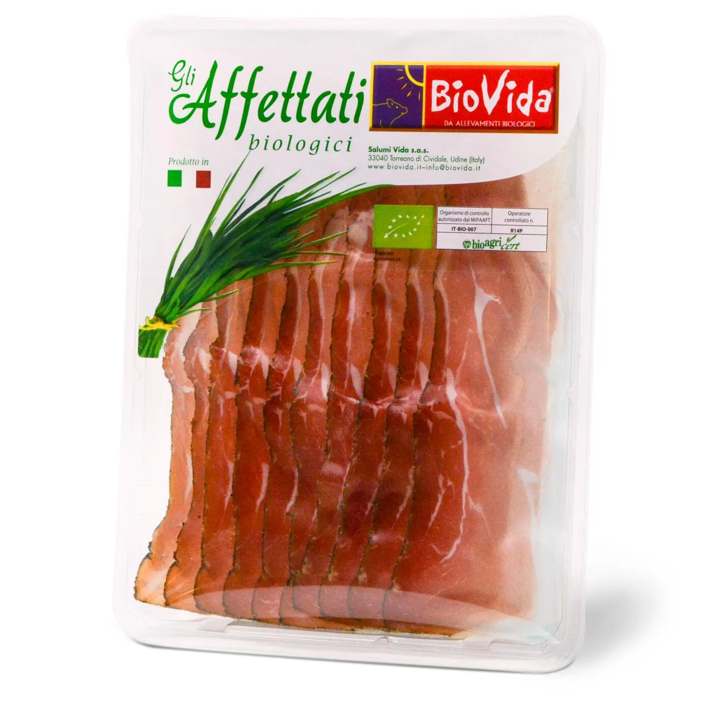 Confezione di affettati biologici stagionati con erbe verdi sull'etichetta. L'etichetta riporta "Gli Affettati biologici" e "BioVida" con una bandiera italiana e simboli di certificazione biologica.